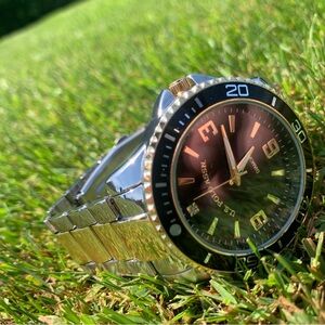 Men’s polo assn diamond watch